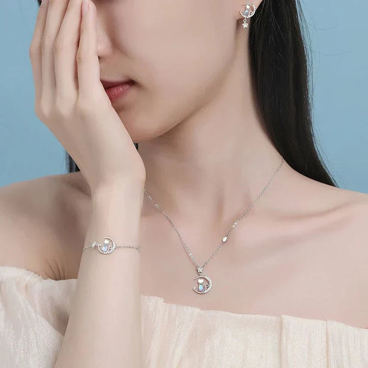 Cat earrings with moon and star in sterling silver 925 with zirconia