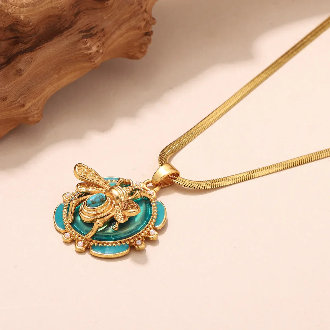Chic Gold Turquoise Bee Pendant Necklace