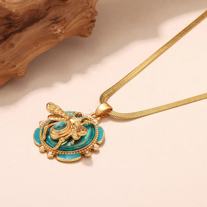 Chic Gold Turquoise Bee Pendant Necklace